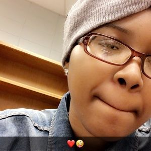 Meet your Posher, Shaniya